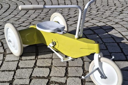 ReifenHerst. Projekt mit VW BusKeller A. CommugnyFR .jpg